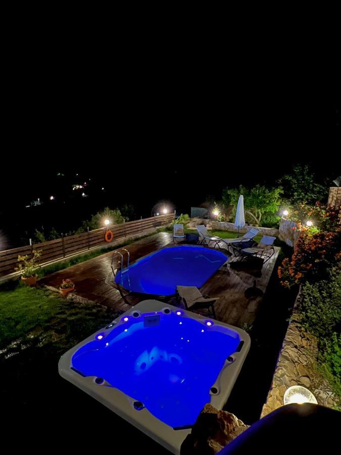 Ampelos Cretan Villa - Private Pool & Heated Ozone Jacuzzi Yerolákkos Esterno foto